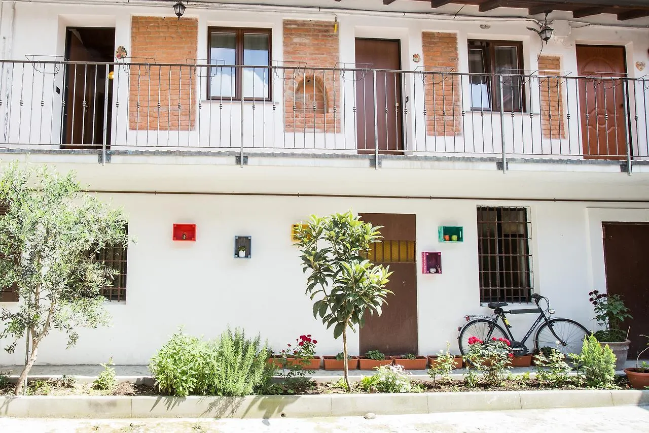Bed and Breakfast La Fornasetta Milano 0*,